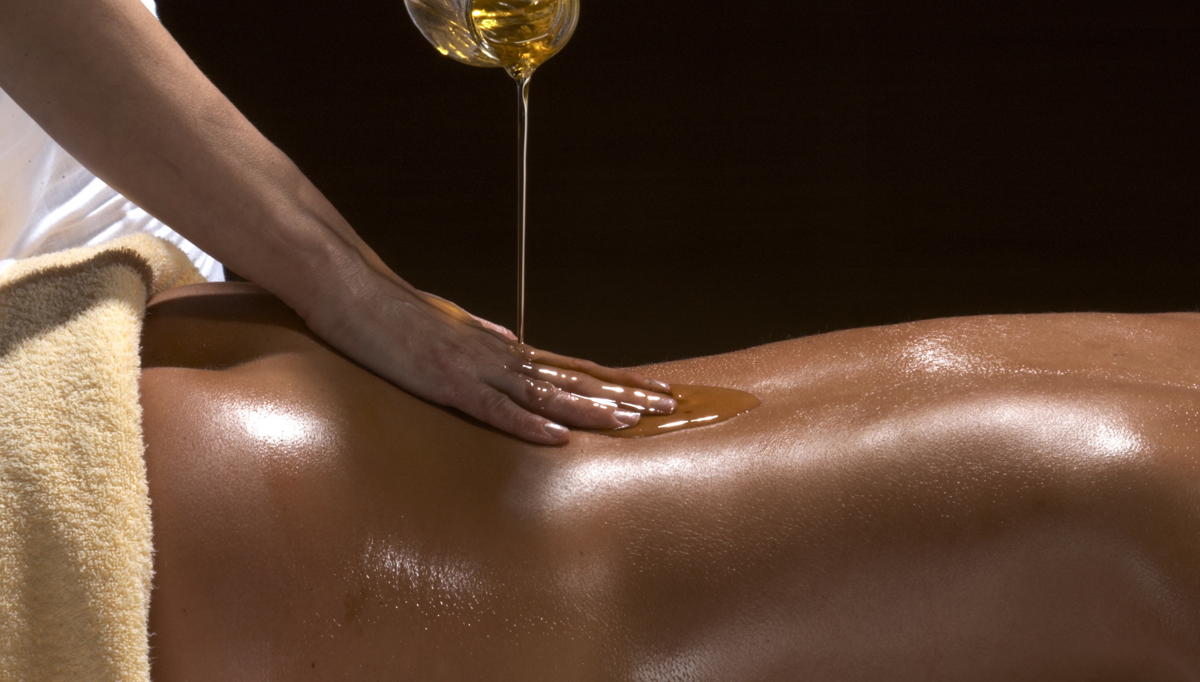 Massage aux huiles essentielles